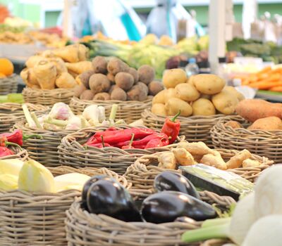 Frisches Gemüse auf dem Wochenmarkt in Wiedenbrück